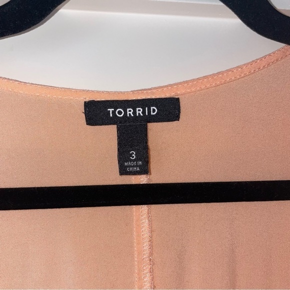 TORRID DRAPE FRONT KIMONO - CHIFFON DIP DYE CORAL - Picture 8 of 13